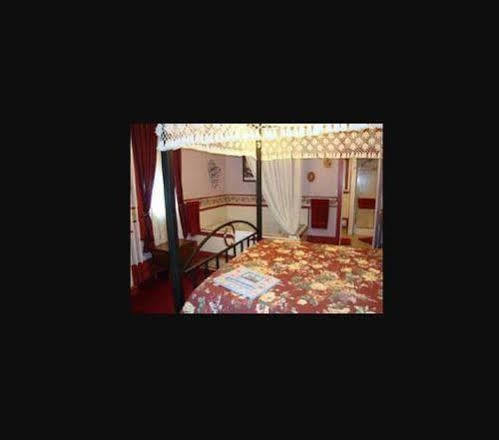 Hotel Keller House (Adults Only) à Centre Hall Extérieur photo